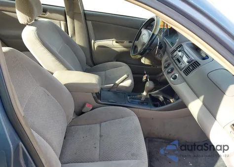 2003 Toyota Camry Le V6 z USA, uszkodzony, nr VIN 4T1BF30K83U549075